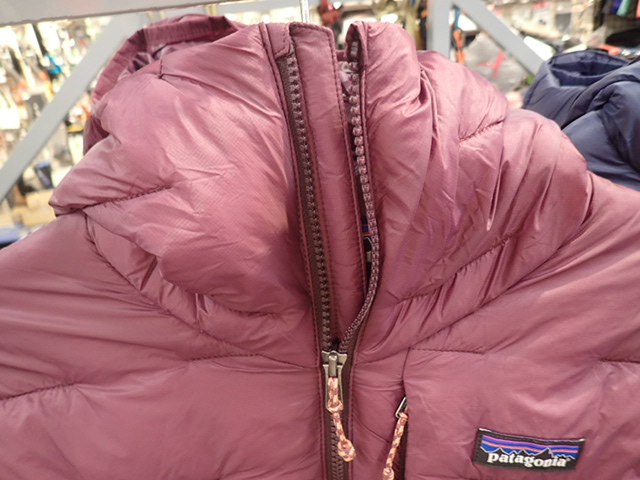 安い特売 patagonia パタゴニア マクロパフ フーディ